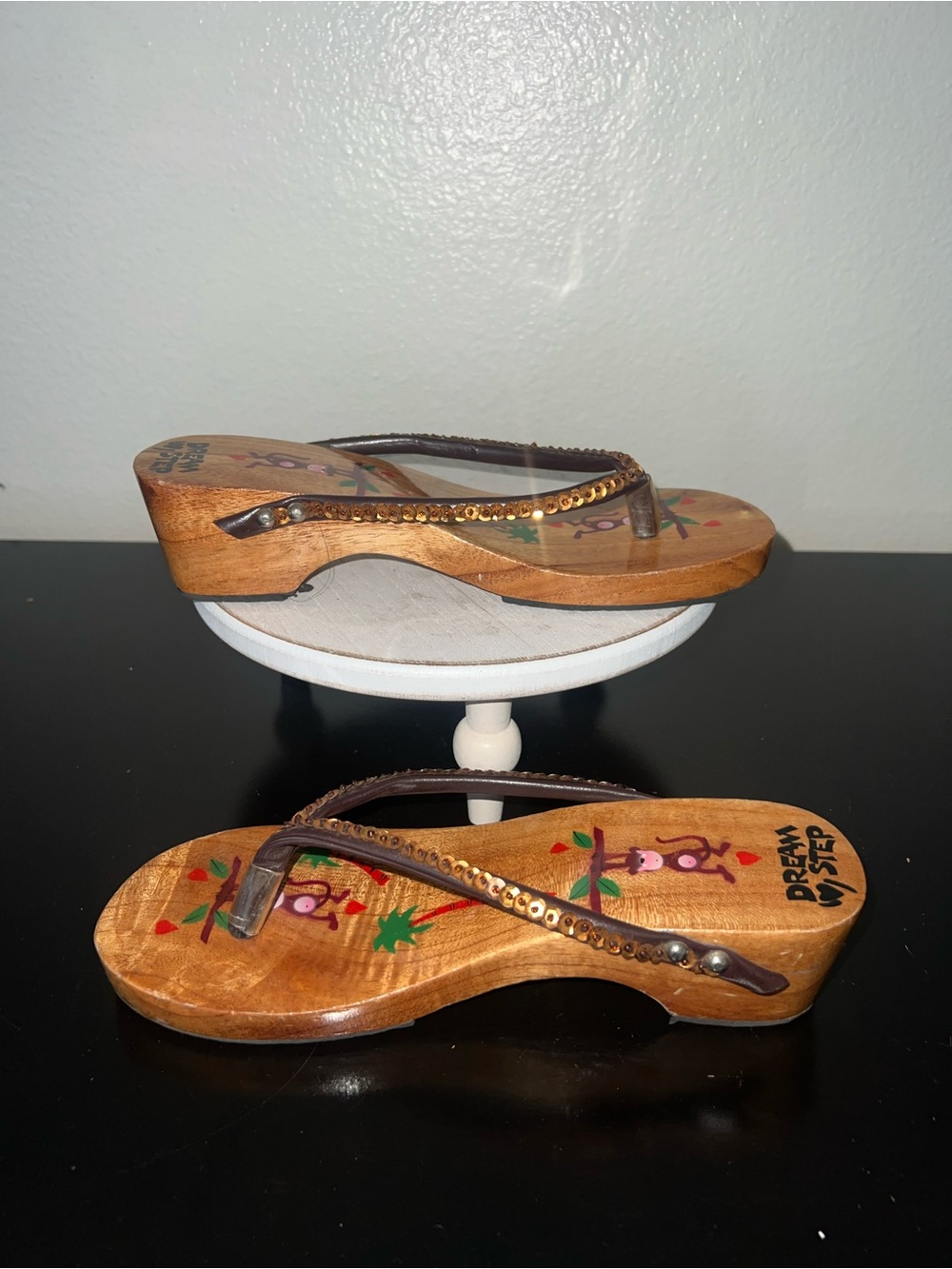 Wooden Hand Painted Tropical Cruise Resort Wedge Sequined Sandals Sz 8